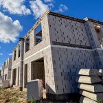 Как продвигается строительство нового квартала таунхаусов в центре Гродно